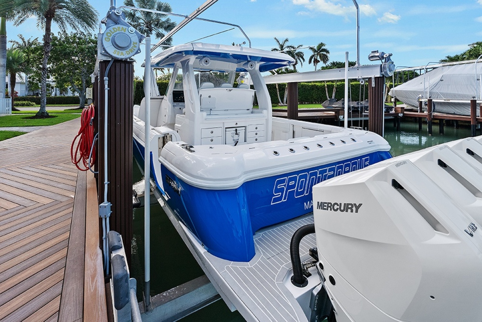Intrepid-427 Nomad FE 2022-SPONTANEOUS Marco Island-Florida-United States-Port quarter profile while boat is on lift-6135726 | Thumbnail
