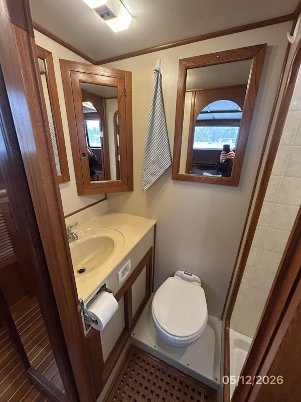 Monk-Double Cabin 2002-Til You Cant Bay City-Michigan-United States-36 Monk master stateroom head-6112321