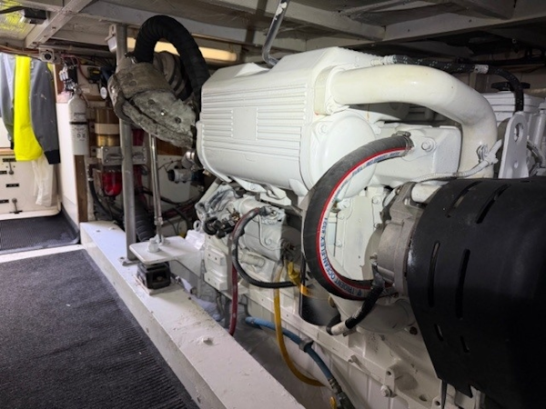 Custom Carolina-Jarrett Bay 1993-Carolina Girl Hatteras-North Carolina-United States-6113657