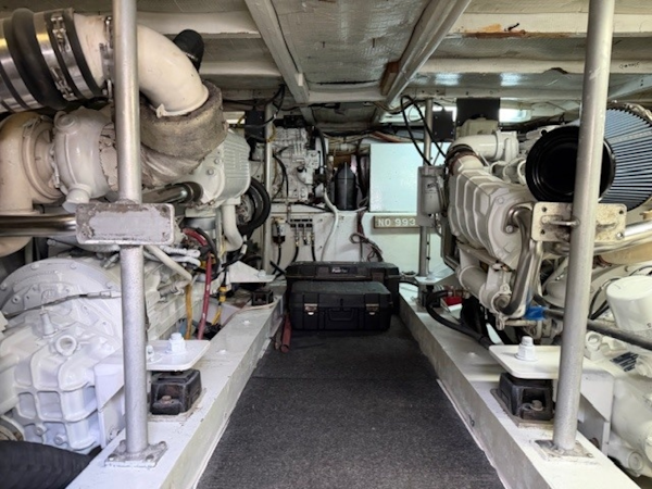Custom Carolina-Jarrett Bay 1993-Carolina Girl Hatteras-North Carolina-United States-6113648