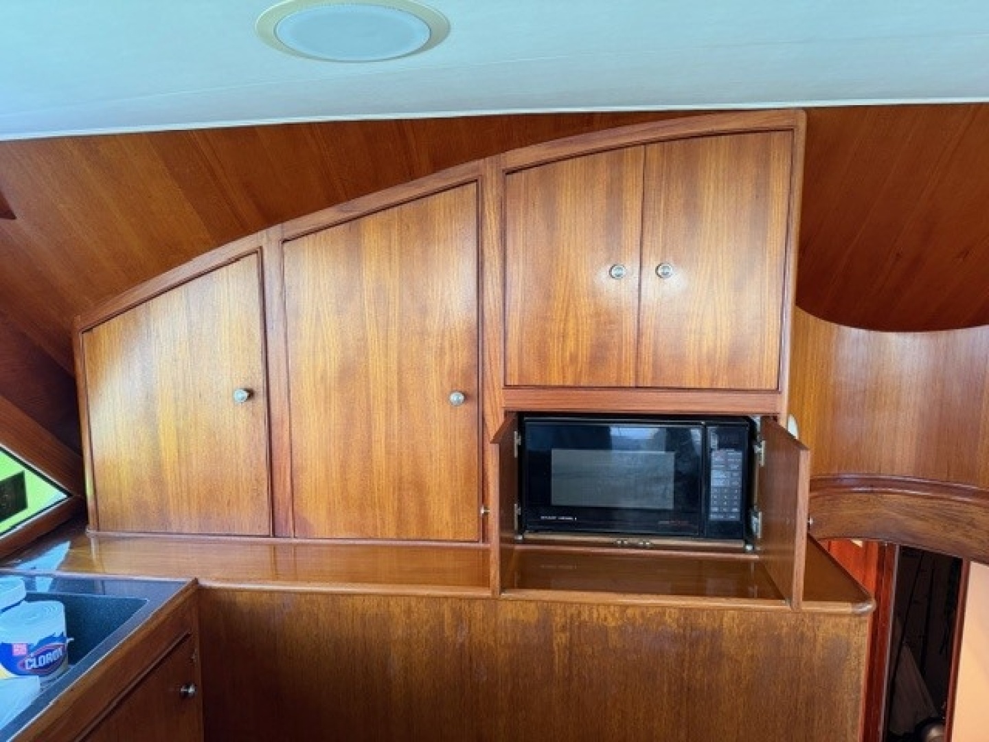 Custom Carolina-Jarrett Bay 1993-Carolina Girl Hatteras-North Carolina-United States-6113674 | Thumbnail