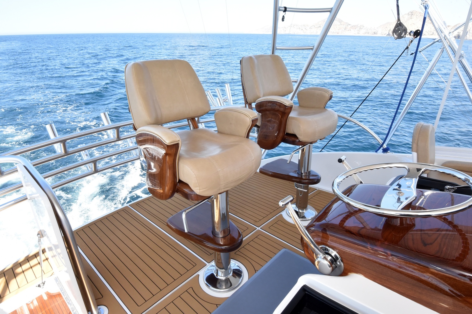 Viking-55 Convertible 2016-TAG Team Cabo San Lucas-Mexico-2016 Viking 55 Convertible TAG Team Helm Seating-6112500 | Thumbnail