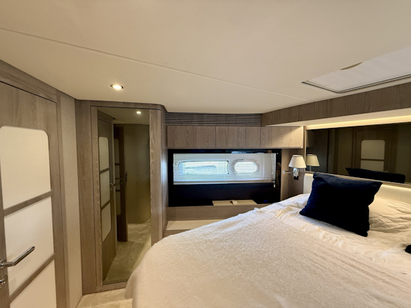 Azimut-Magellano 66 2020 -Coconut Grove-Florida-United States-6112739