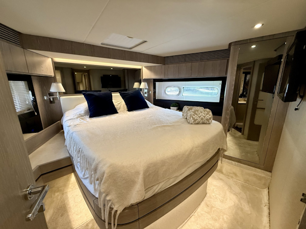 Azimut-Magellano 66 2020 -Coconut Grove-Florida-United States-6112737