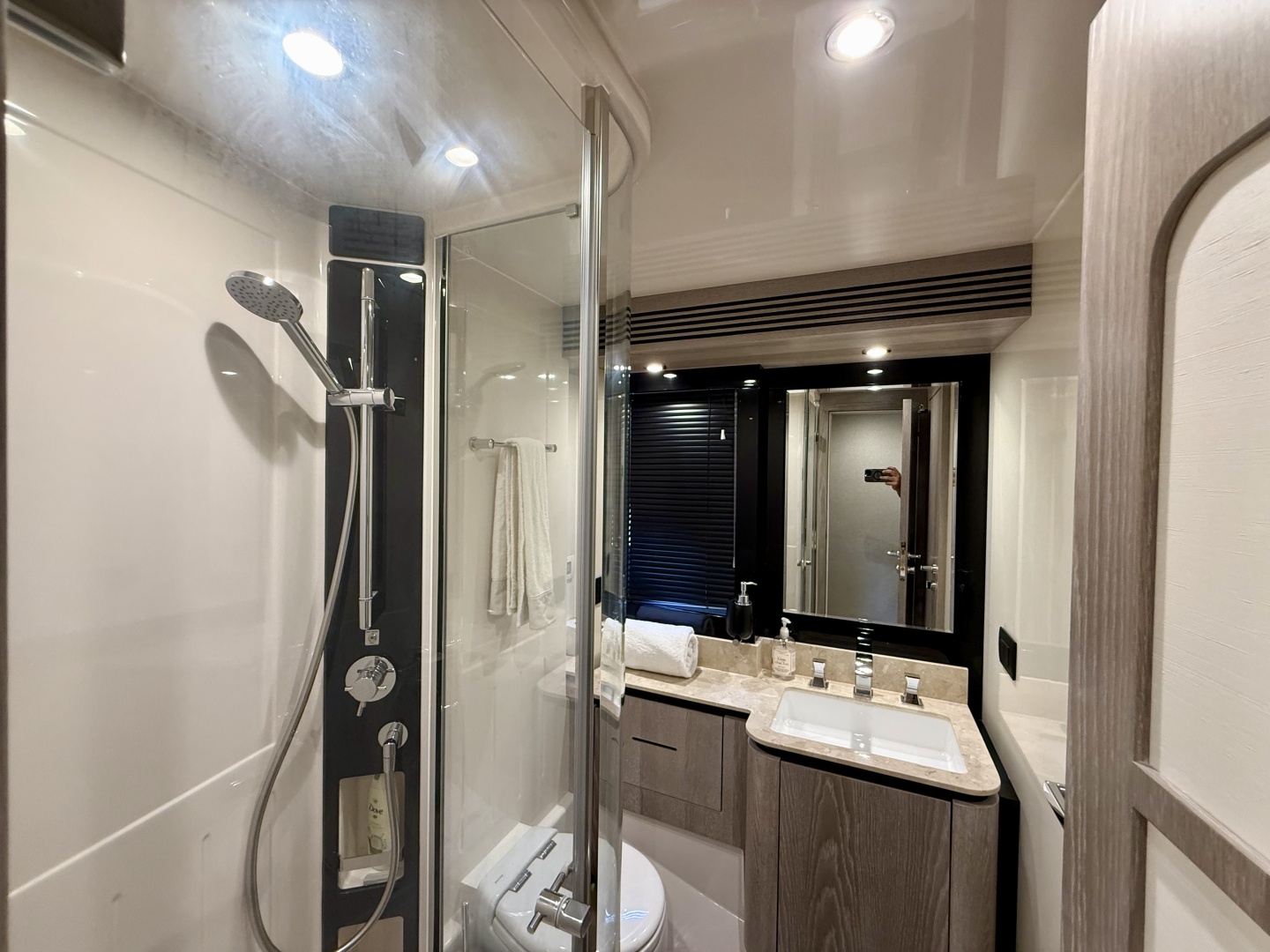 Azimut-Magellano 66 2020 -Coconut Grove-Florida-United States-6112751 | Thumbnail