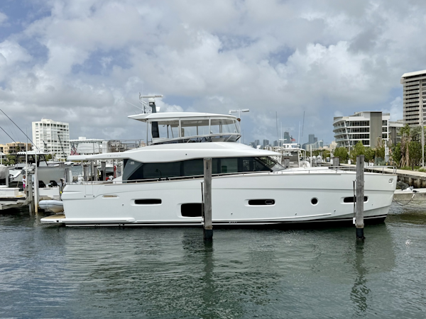 Azimut-Magellano 66 2020 -Coconut Grove-Florida-United States-6112776