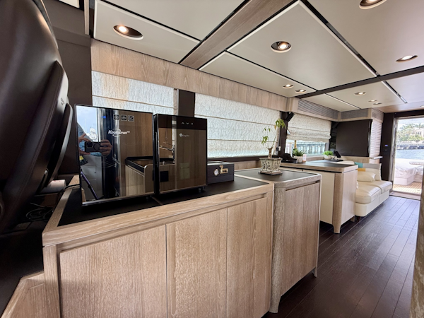 Azimut-Magellano 66 2020 -Coconut Grove-Florida-United States-6112702