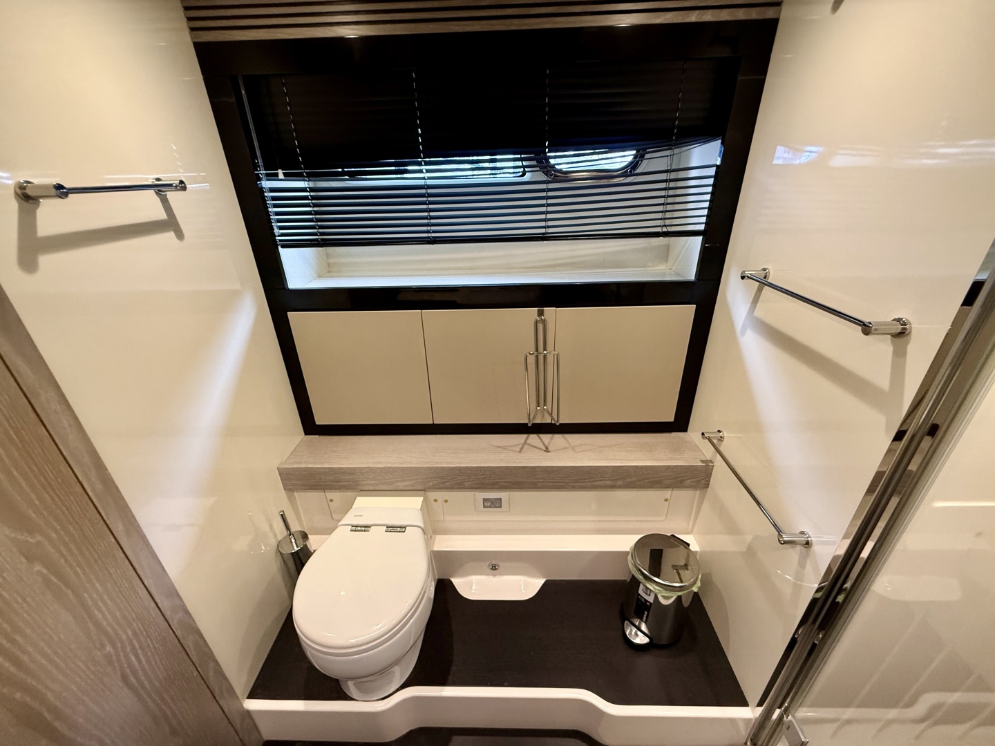 Azimut-Magellano 66 2020 -Coconut Grove-Florida-United States-6112728 | Thumbnail
