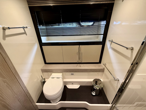 Azimut-Magellano 66 2020 -Coconut Grove-Florida-United States-6112728