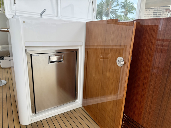 Azimut-Magellano 66 2020 -Coconut Grove-Florida-United States-6112899