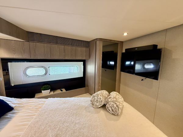 Azimut-Magellano 66 2020 -Coconut Grove-Florida-United States-6112741