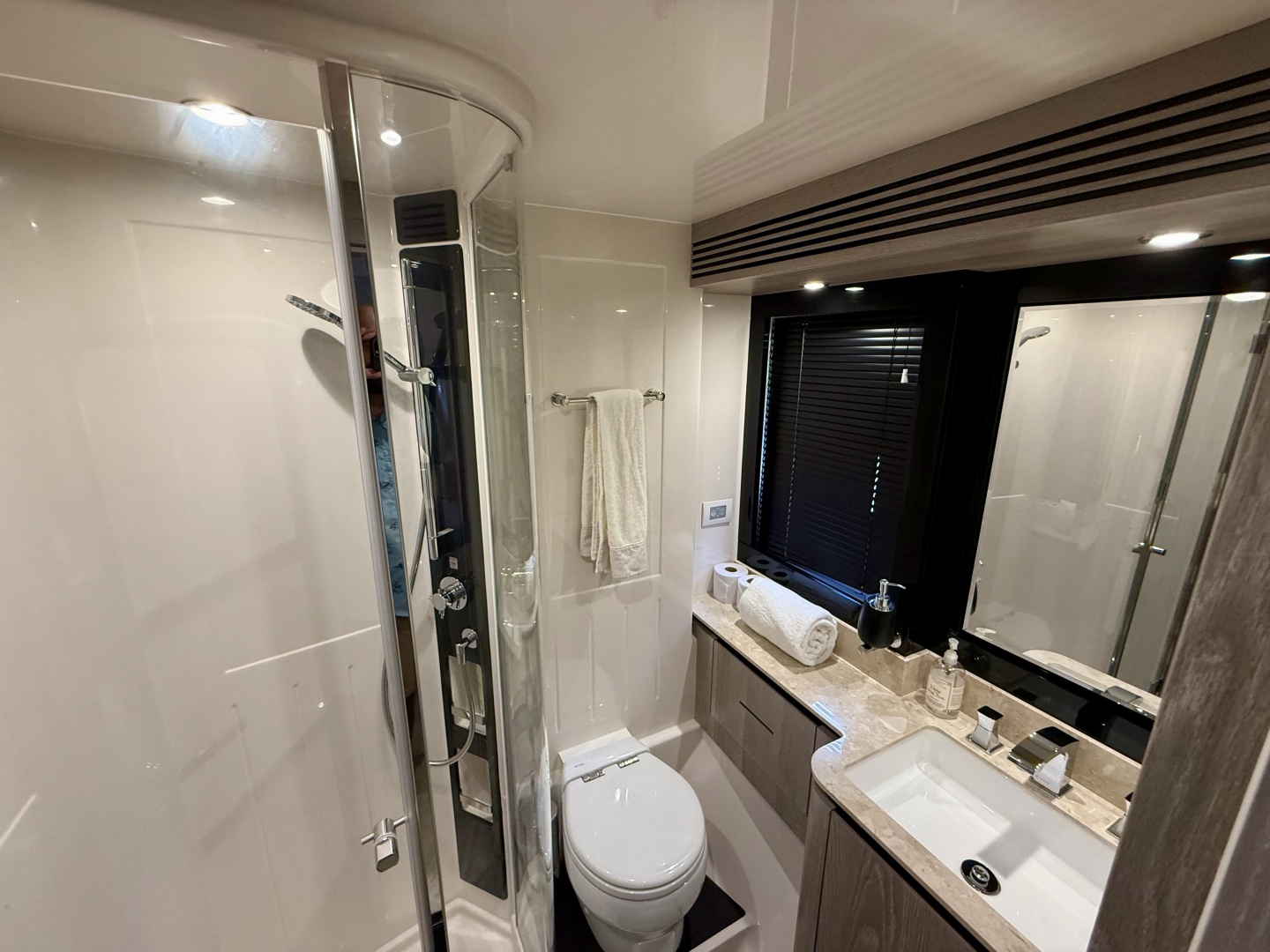 Azimut-Magellano 66 2020 -Coconut Grove-Florida-United States-6112750 | Thumbnail