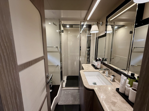 Azimut-Magellano 66 2020 -Coconut Grove-Florida-United States-6112726