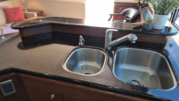 Meridian-490 Pilot House 2008-Dancyn Southport-North Carolina-United States-Double Sink-6112989