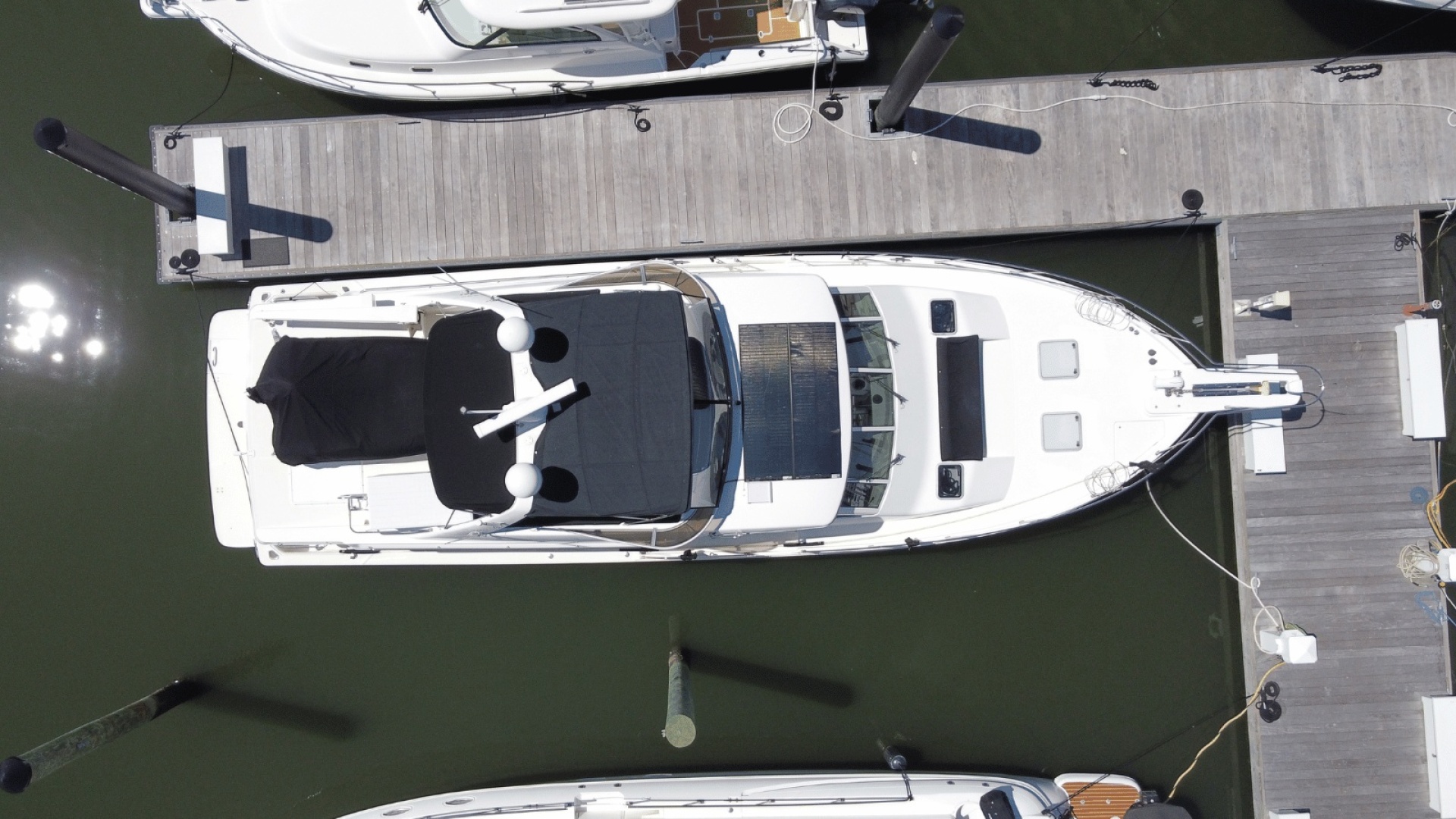 Meridian-490 Pilot House 2008-Dancyn Southport-North Carolina-United States-Overhead-6112976 | Thumbnail