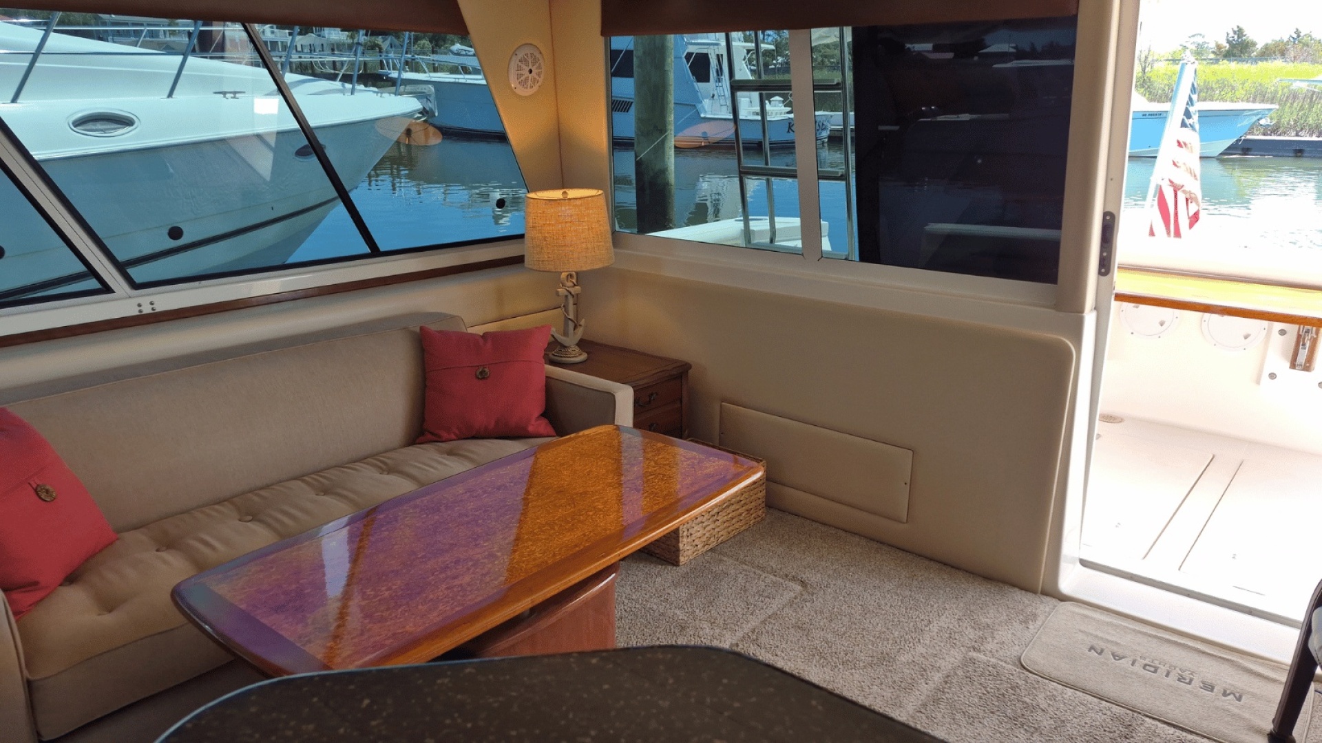 Meridian-490 Pilot House 2008-Dancyn Southport-North Carolina-United States-Salon Looking Starboard Aft-6112986 | Thumbnail