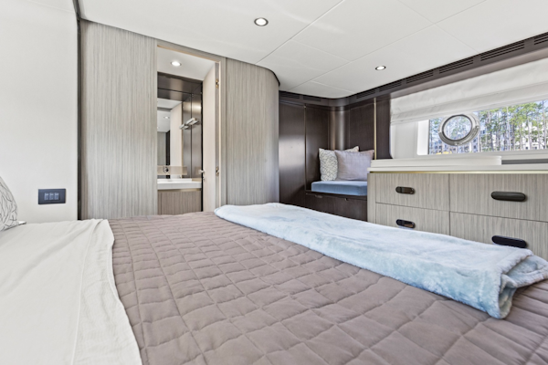 Azimut-60 FLY 2019 -Pensacola-Florida-United States-6113090