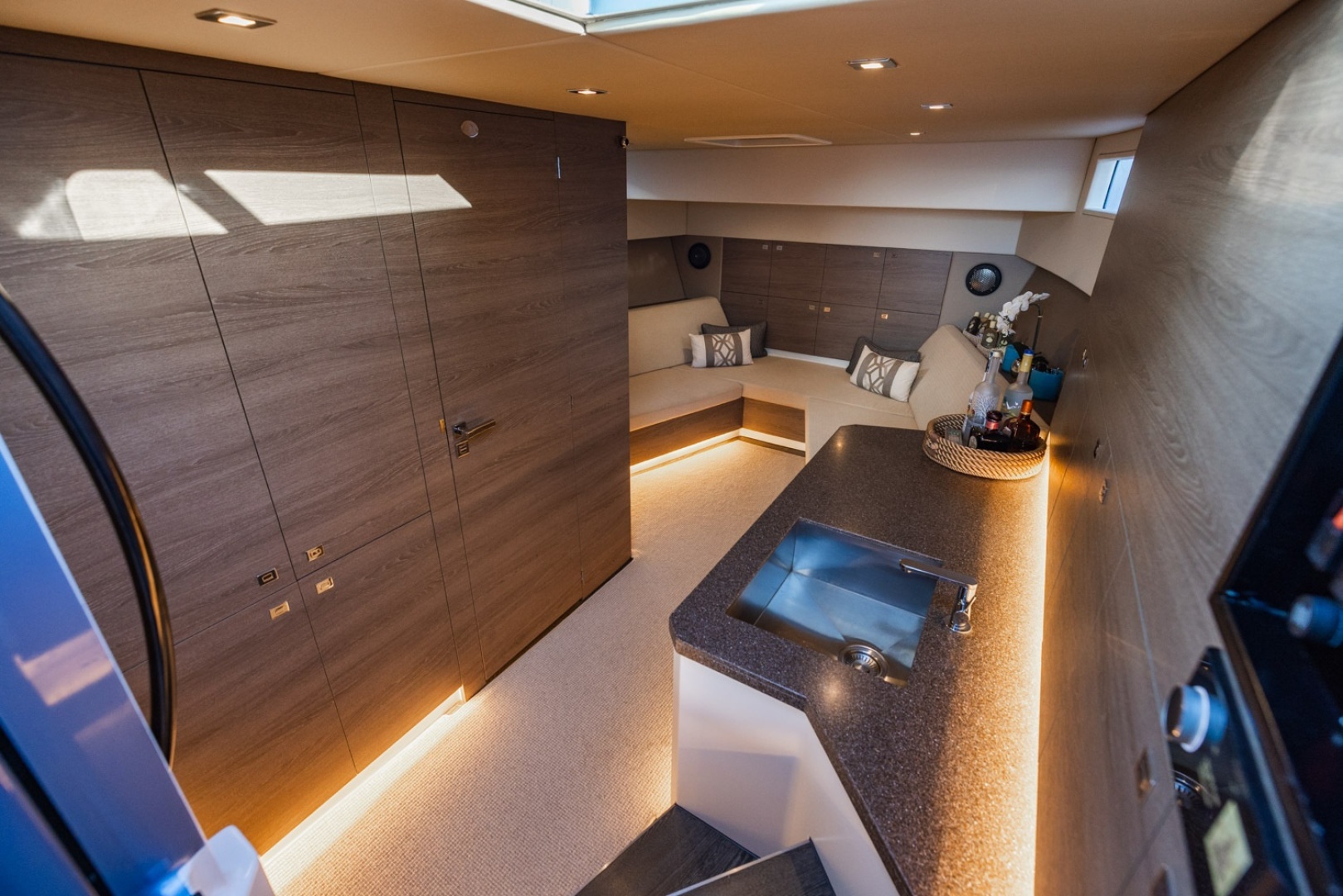 Vanquish Yachts-VQ58 2019-IMPULSIVE Miami Beach-Florida-United States-6113304 | Thumbnail
