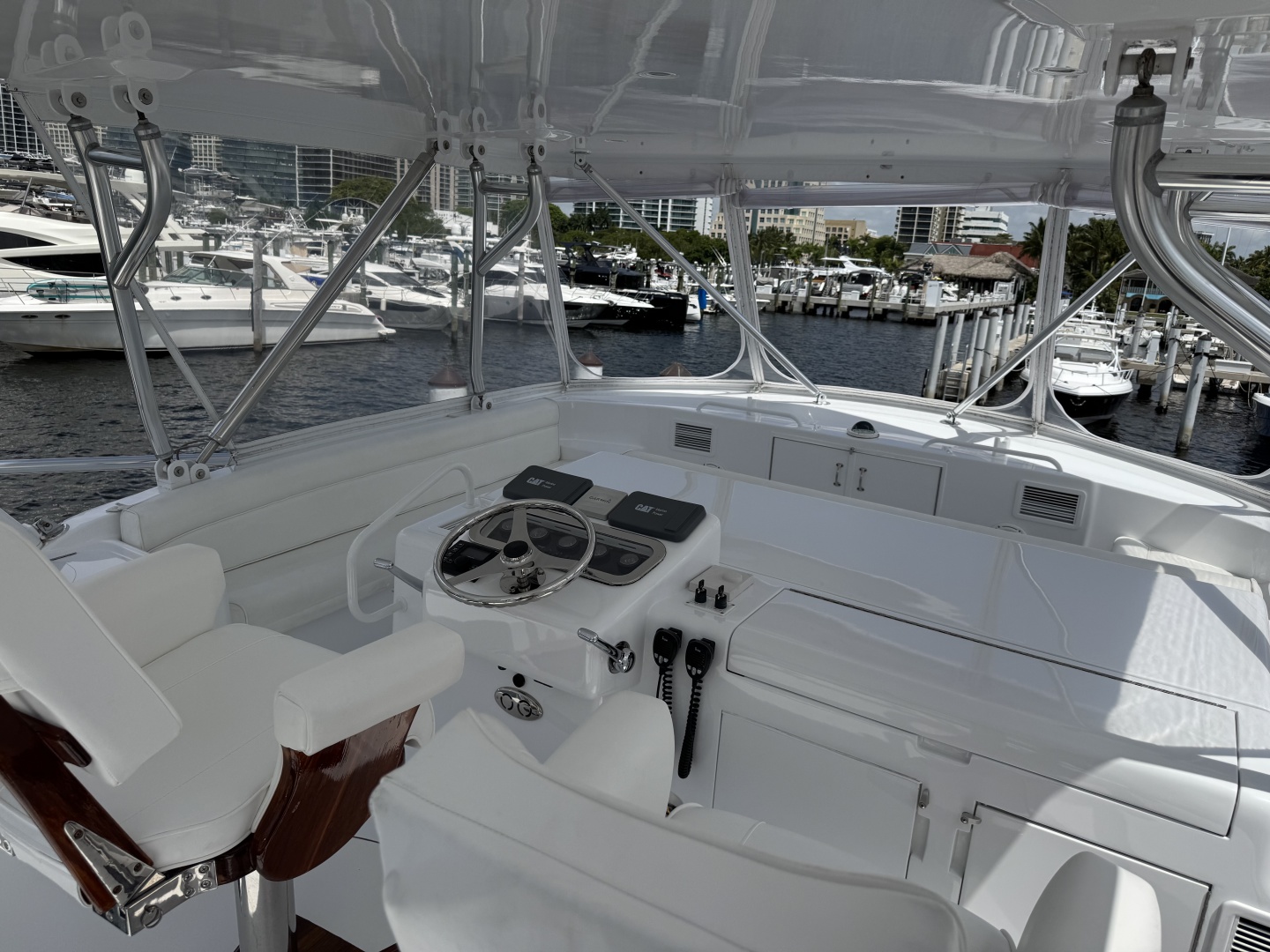 Hatteras 2004 -Coral Gables-Florida-United States-6114022 | Thumbnail