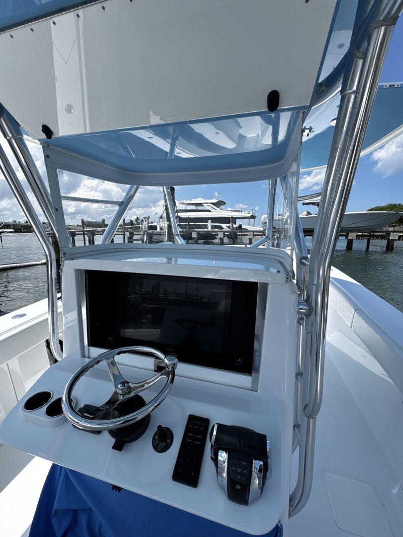 Bahama-41CC 2017 -Singer Island-Florida-United States-6115715 | Thumbnail