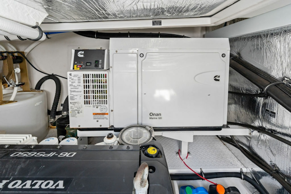 Cruisers Yachts-46 CANTIUS 2022-POSITIVE VIBES HOLLYWOOD-Florida-United States-6115165