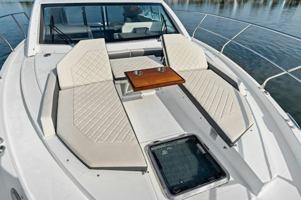 Cruisers Yachts-46 CANTIUS 2022-POSITIVE VIBES HOLLYWOOD-Florida-United States-6115134