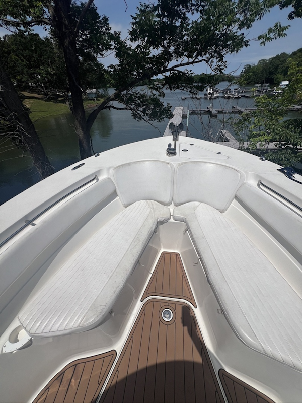 Sea Fox-286 Center Console 2012 -Grand Rivers-Kentucky-United States-Bow area looking fwd-6115294