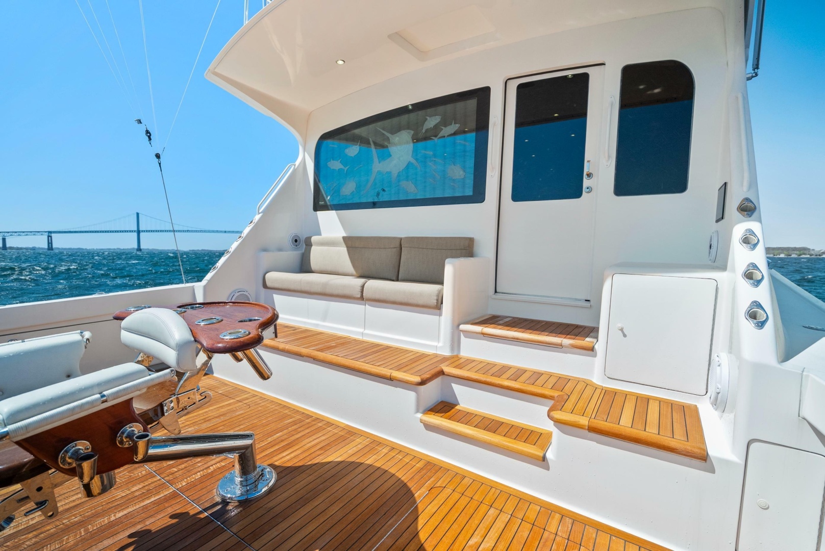 Viking-Enclosed Flybridge 2007-SALT THERAPY NEWPORT -Rhode Island-United States-Cockpit-6115557 | Thumbnail