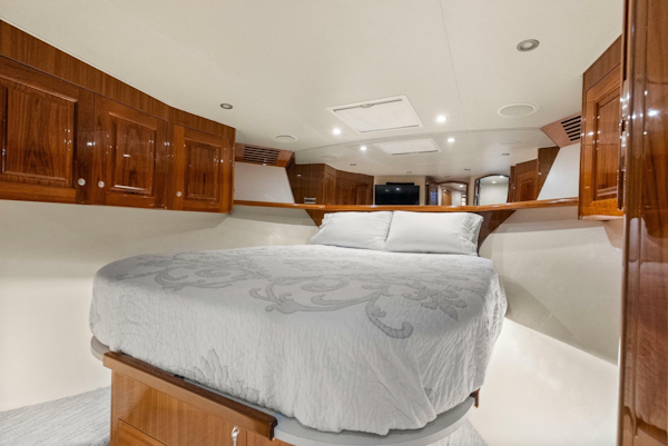 Viking-Enclosed Flybridge 2007-SALT THERAPY NEWPORT -Rhode Island-United States-Forward VIP Stateroom-6115567
