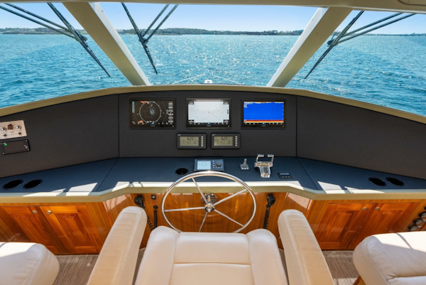 Viking-Enclosed Flybridge 2007-SALT THERAPY NEWPORT -Rhode Island-United States-Helm-6115580