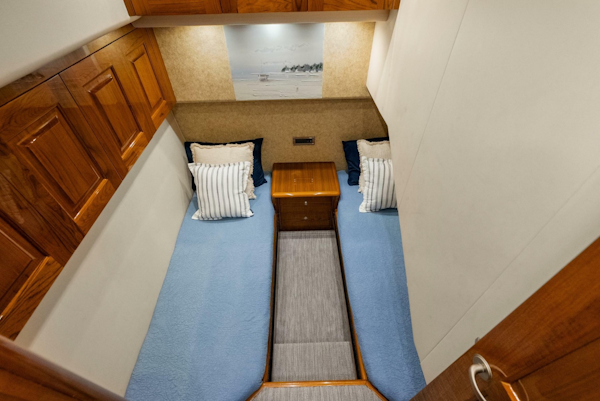 Viking-Enclosed Flybridge 2007-SALT THERAPY NEWPORT -Rhode Island-United States-Guest Stateroom Starboard-6115575