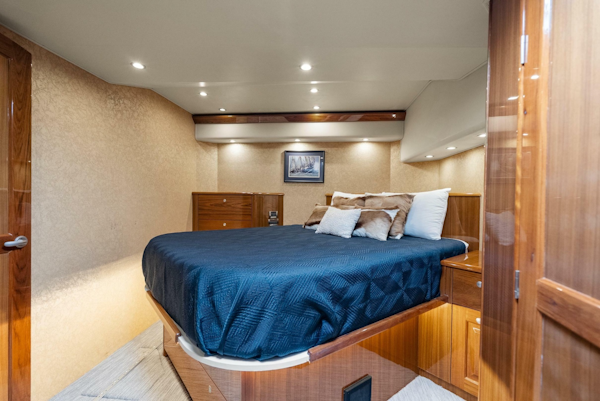 Viking-Enclosed Flybridge 2007-SALT THERAPY NEWPORT -Rhode Island-United States-Master Stateroom-6115570