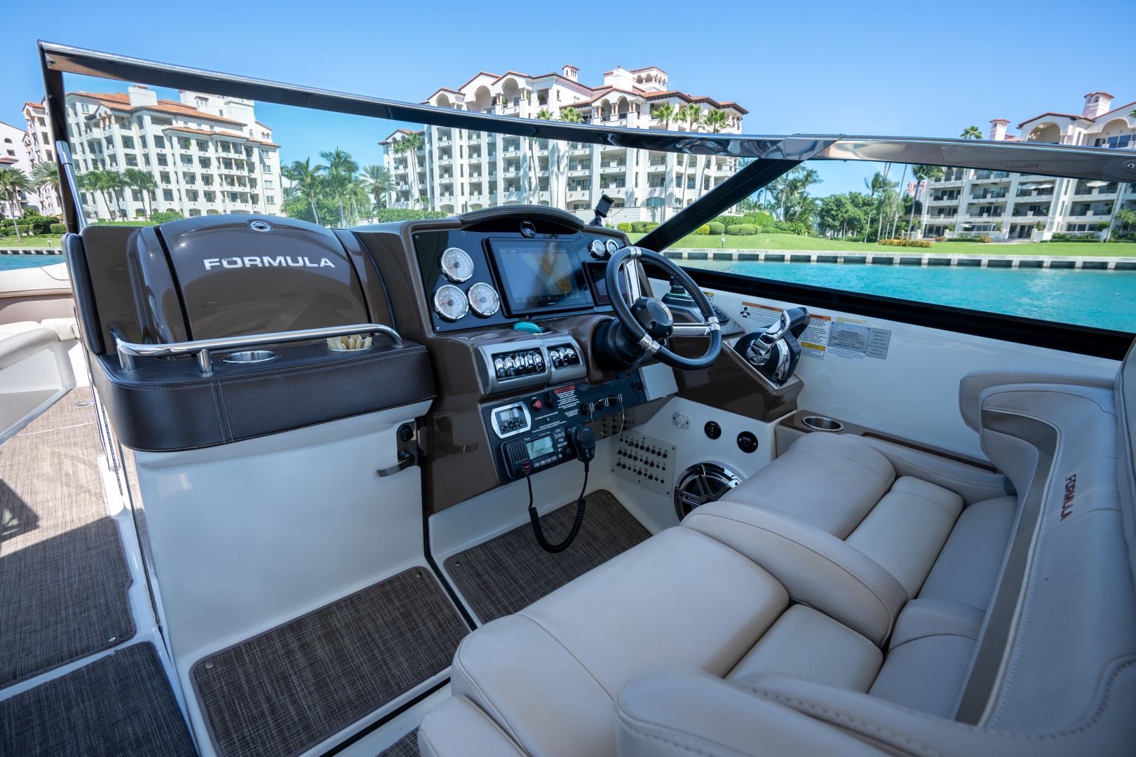 Formula-350 Crossover Bowrider 2018-KNOT AGAIN Miami Beach-Florida-United States-6116642 | Thumbnail