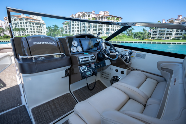 Formula-350 Crossover Bowrider 2018-KNOT AGAIN Miami Beach-Florida-United States-6116642