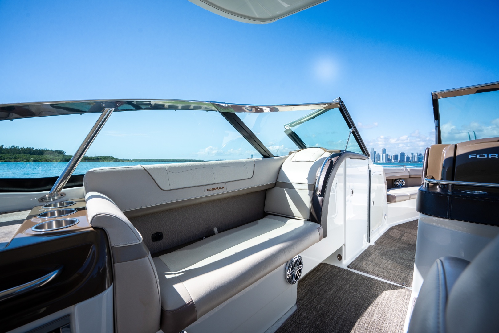 Formula-350 Crossover Bowrider 2018-KNOT AGAIN Miami Beach-Florida-United States-6116487 | Thumbnail
