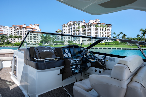 Formula-350 Crossover Bowrider 2018-KNOT AGAIN Miami Beach-Florida-United States-6116488