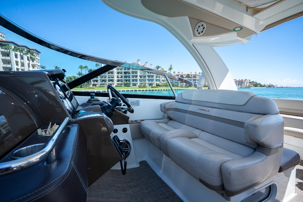 Formula-350 Crossover Bowrider 2018-KNOT AGAIN Miami Beach-Florida-United States-6116654