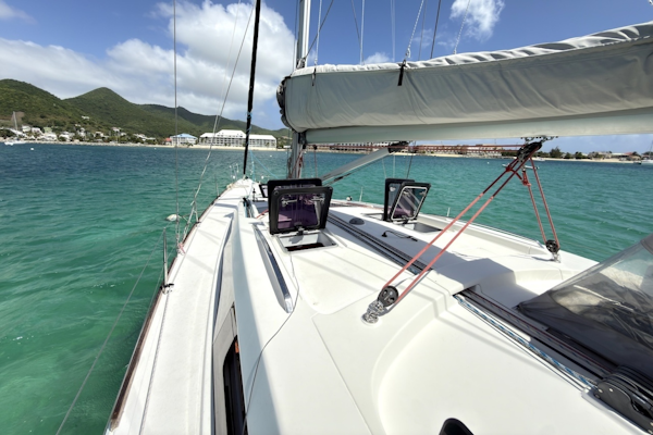 Bavaria-Vision 46 2013-Blur Simpson Bay-Sint Maarten (Dutch Part)-6116505
