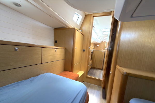 Bavaria-Vision 46 2013-Blur Simpson Bay-Sint Maarten (Dutch Part)-6116533
