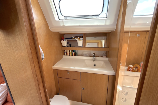 Bavaria-Vision 46 2013-Blur Simpson Bay-Sint Maarten (Dutch Part)-6116534