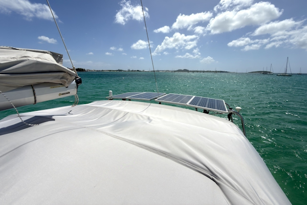 Bavaria-Vision 46 2013-Blur Simpson Bay-Sint Maarten (Dutch Part)-6116506