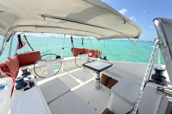 Bavaria-Vision 46 2013-Blur Simpson Bay-Sint Maarten (Dutch Part)-6116508