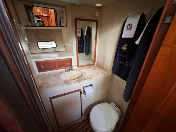 Chris-Craft-44 Sedan 1987-LOVE IS Seattle-Washington-United States-6116627