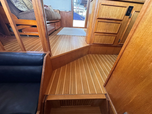 Chris-Craft-44 Sedan 1987-LOVE IS Seattle-Washington-United States-6116619