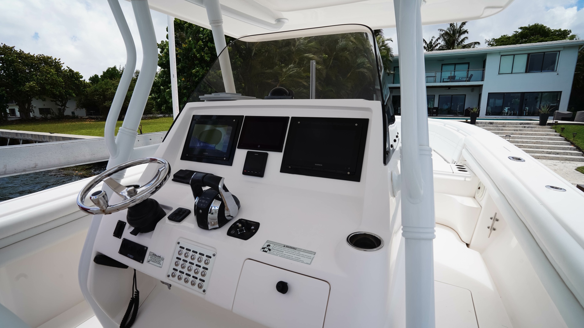 Intrepid 2015 -North Miami Beach-Florida-United States-6116714 | Thumbnail