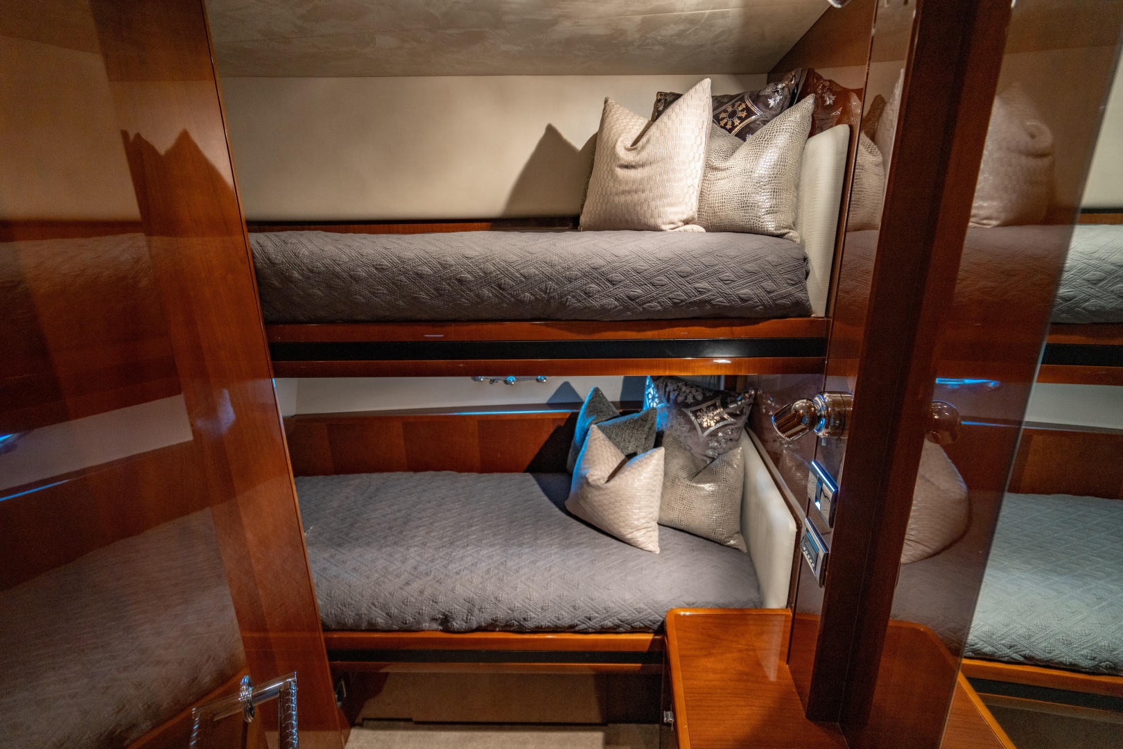 Princess-95 M/Y 2010-Oasis Hillsboro Beacch-Florida-United States-6134393 | Thumbnail