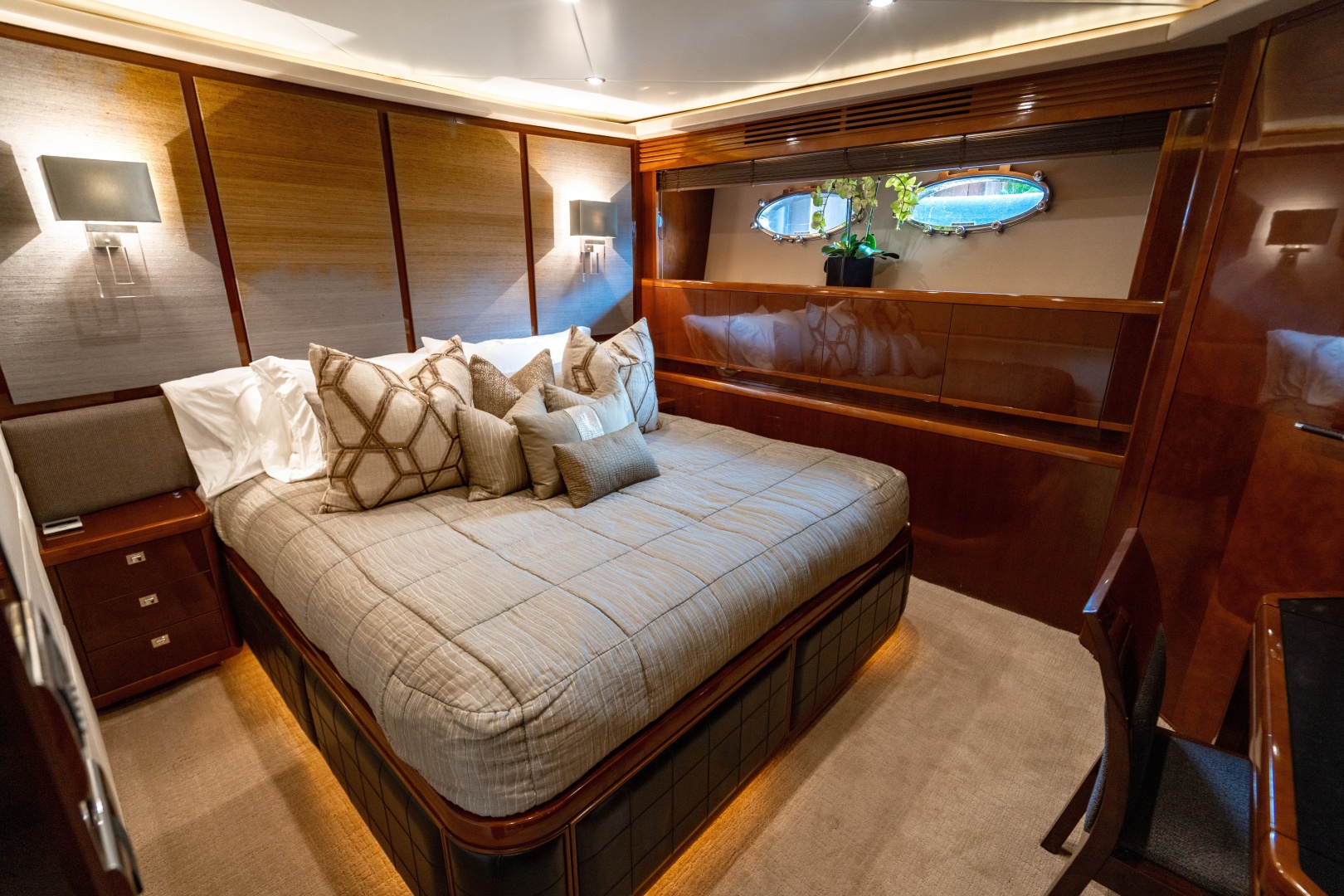 Princess-95 M/Y 2010-Oasis Hillsboro Beacch-Florida-United States-6134390 | Thumbnail