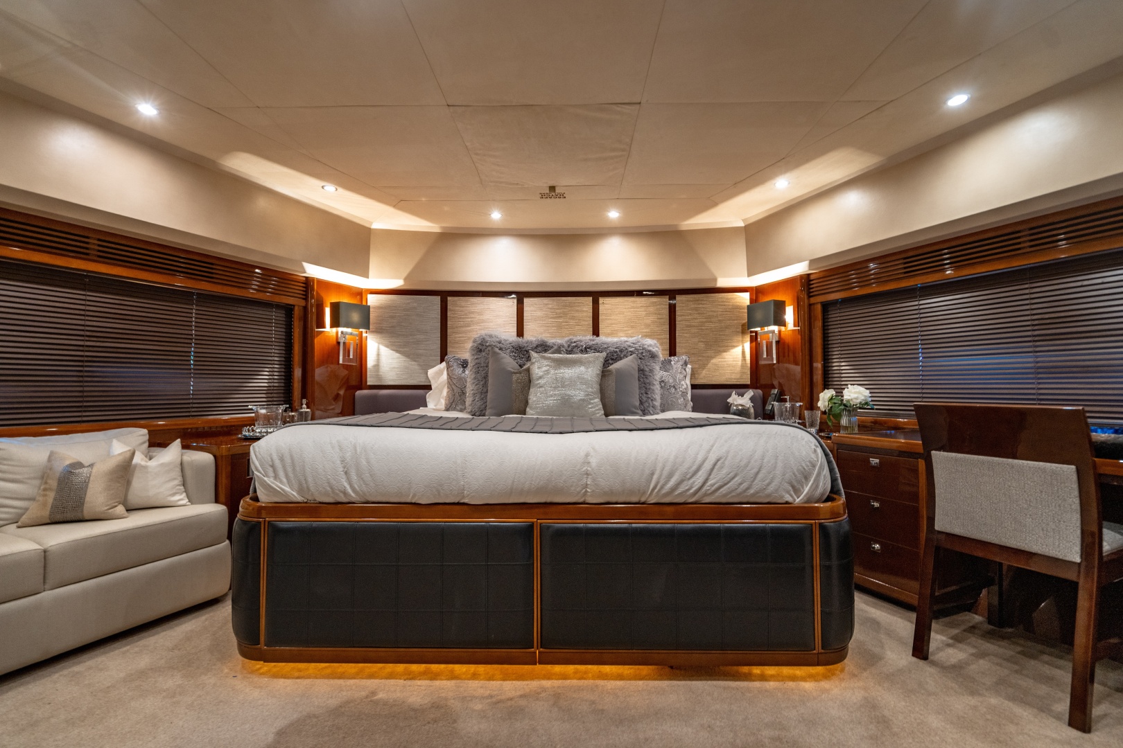 Princess-95 M/Y 2010-Oasis Hillsboro Beacch-Florida-United States-6134394 | Thumbnail