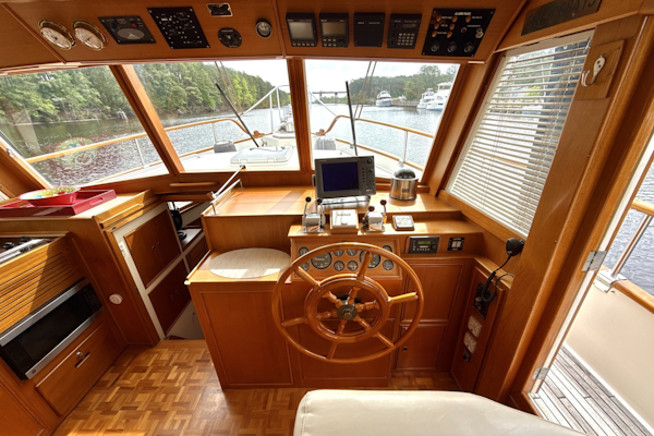 Grand Banks-Classic 1997-TUMBLEWEED Chesapeake-Virginia-United States-Lower Helm-6124239