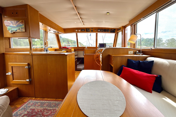 Grand Banks-Classic 1997-TUMBLEWEED Chesapeake-Virginia-United States-Salon Forward-6124242
